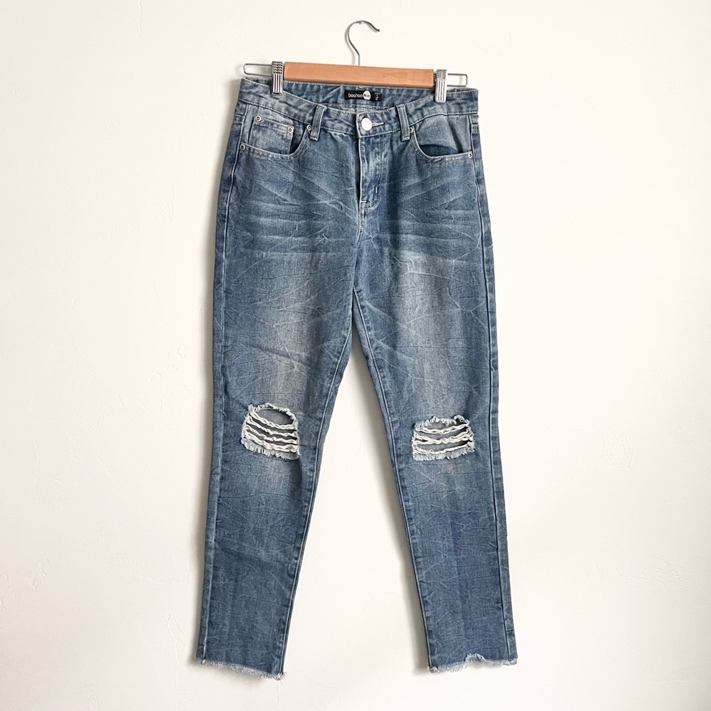 BOOHOO Mom Jeans Size 4